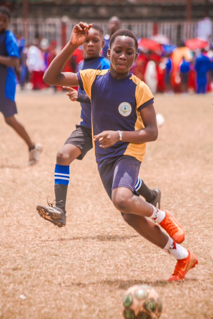 Player sprinting with the ball
